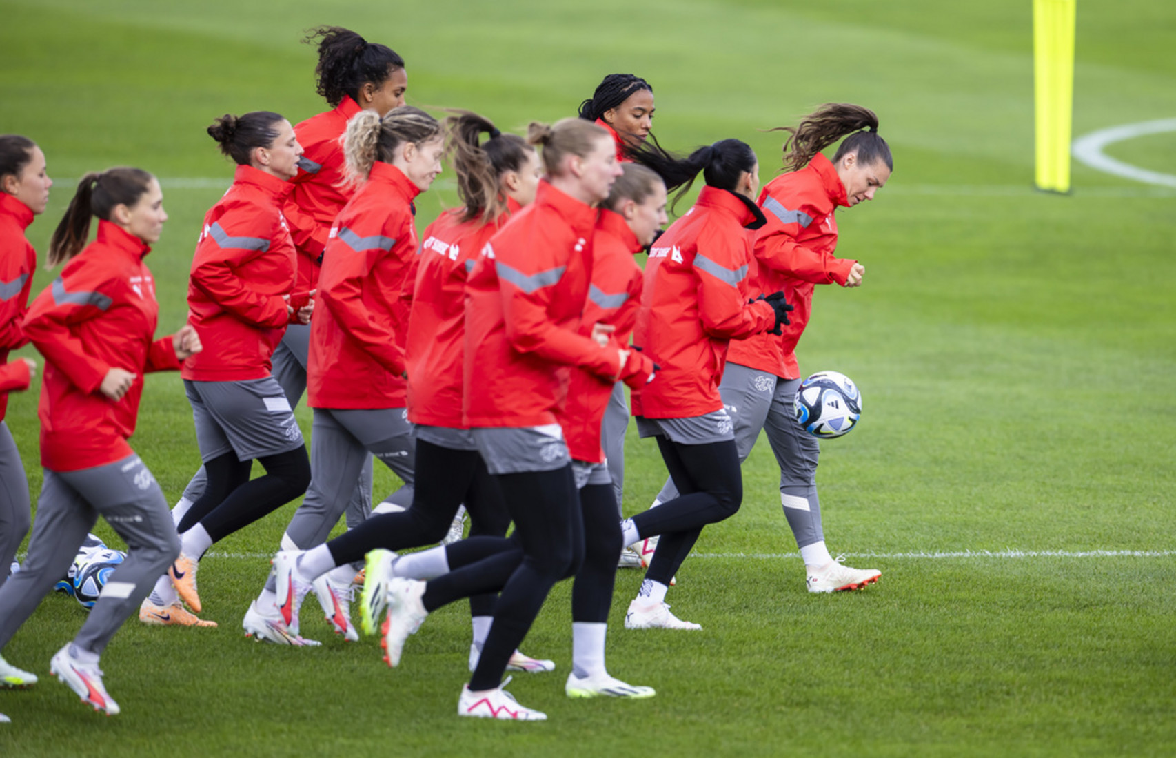 neo1 mein Radio Die Fussball Weltmeisterschaft der Frauen bei neo1